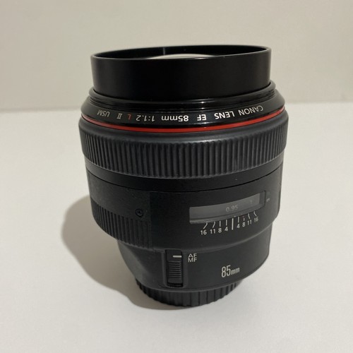 Canon 2 l ii - f/1.2, usm